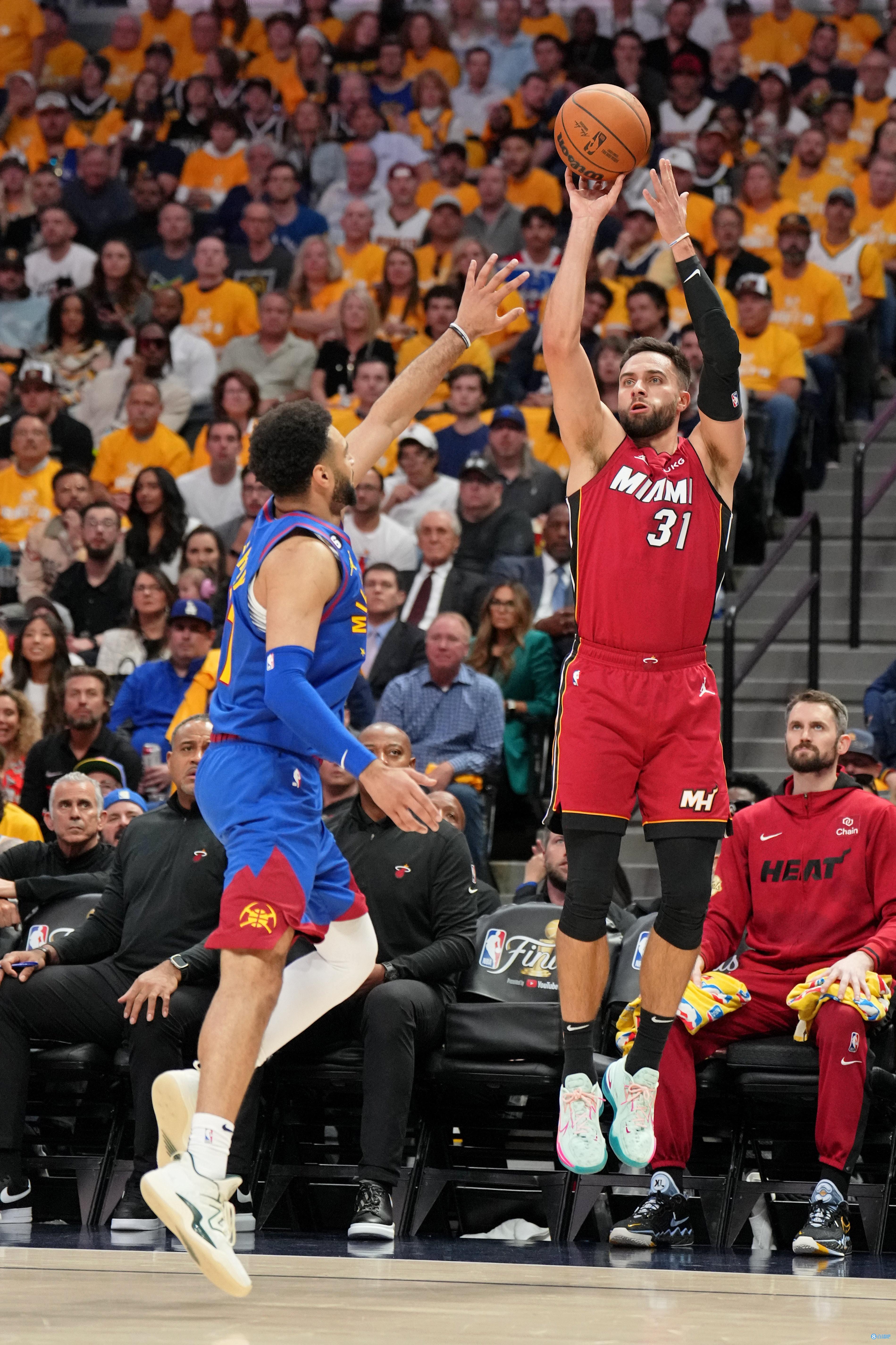 在一次4打 在一次4打